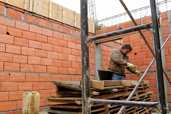 neuquen-licita-construccion-de-10-viviendas-para-familias-de