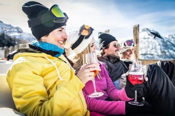 san-martin-de-los-andes-brinda-con-los-mejores-vinos-neuquin