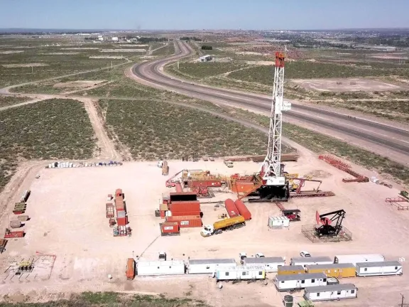 finanzas-y-energia-norpatagonica-neuquen-reune-a-bancos-oper