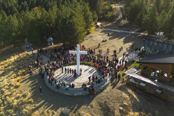 semana-santa-en-neuquen-fe-chocolate-memoria-y-mucho-mas-par