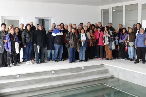 neuquen-construye-10-complejos-para-adultos-mayores-con-vivi
