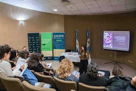 capacitan-a-docentes-neuquinos-para-actuar-ante-casos-de-abu