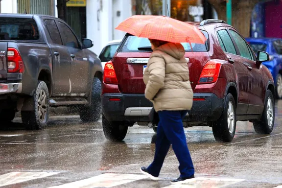 alerta-en-neuquen-lluvias-nieve-y-vientos-de-hasta-110-kmh-p