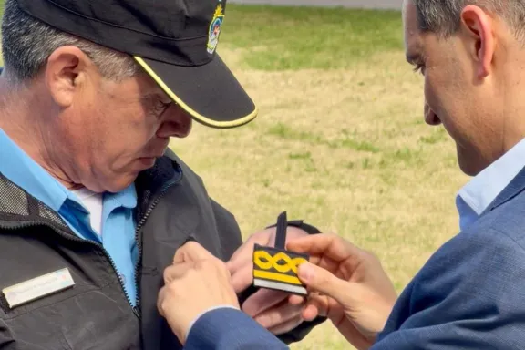 la-policia-del-neuquen-estrena-nuevas-jerarquias-que-amplian