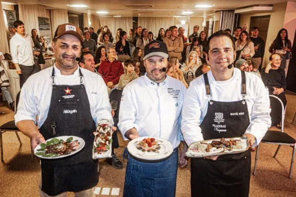 fuego-humo-y-sabores-vuelve-a-san-martin-de-los-andes-con-su