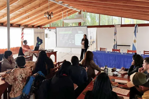 emplea-neuquen-recorre-la-provincia-para-potenciar-sus-ofici