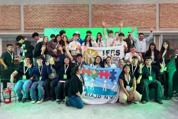 cien-estudiantes-neuquinos-presentaron-35-proyectos-de-innov