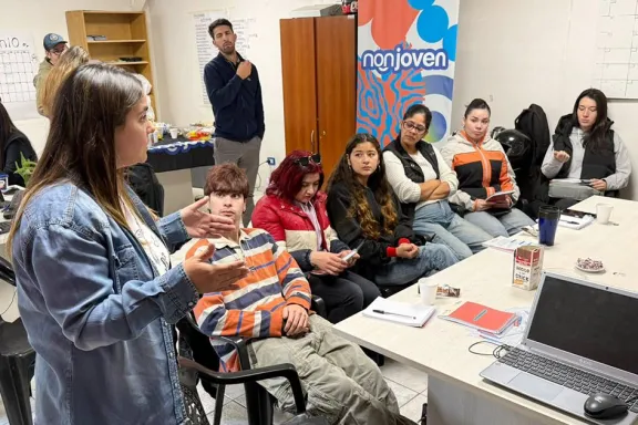 mas-de-mil-jovenes-neuquinos-recibieron-apoyo-para-sus-empre