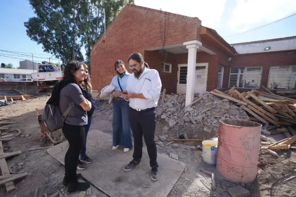 valentina-sur-no-para-obras-en-el-centro-de-salud-con-atenci