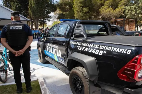 golpe-al-microtrafico-en-san-martin-de-los-andes-casi-10-kil
