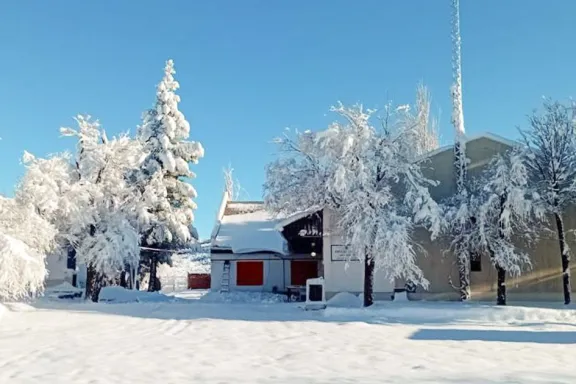 suspenden-clases-en-14-distritos-de-neuquen-por-temporal-de-