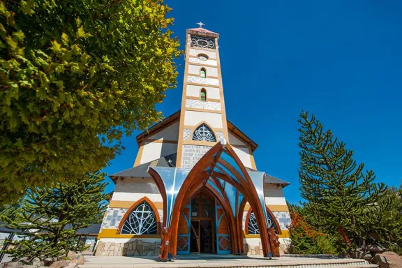el-santuario-de-junin-de-los-andes-donde-la-fe-cristiana-abr
