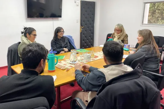 educacion-y-unco-cierran-acuerdos-para-expandir-presencia-en
