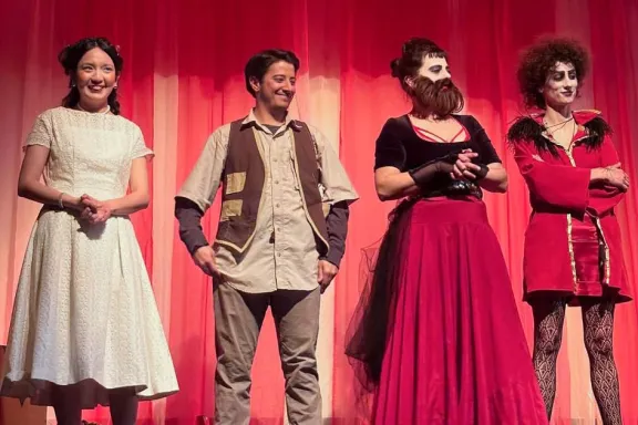 el-elenco-de-la-esba-lleva-teatro-profesional-y-gratuito-al-