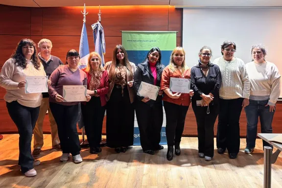 83-profesionales-neuquinos-certificados-en-cuidado-perinatal