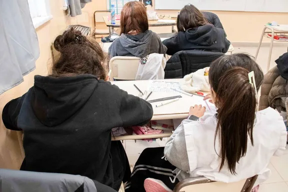 duplas-pedagogicas-en-12-escuelas-17-nuevos-docentes-para-re
