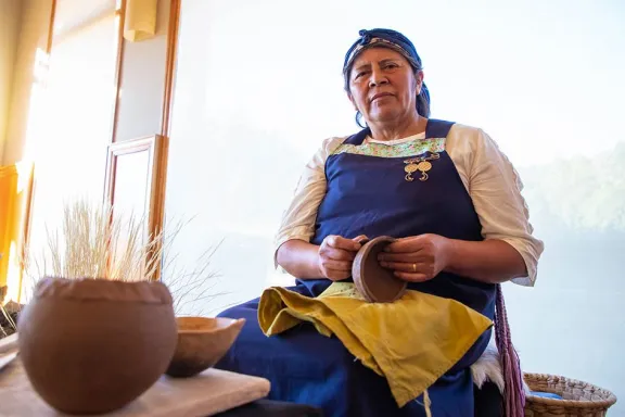 barro-fuego-y-memoria-la-ceramista-mapuche-que-ensena-cultur