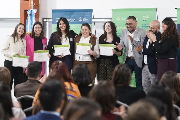 el-94-de-residentes-en-salud-elige-quedarse-a-trabajar-en-ne