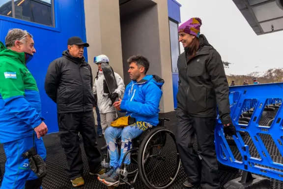 chapelco-albergara-la-clinica-de-esqui-adaptado-mas-grande-d