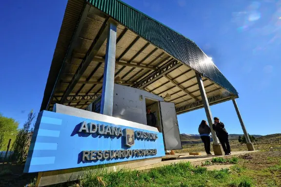 el-paso-pichachen-cerro-su-temporada-y-el-norte-neuquino-esp