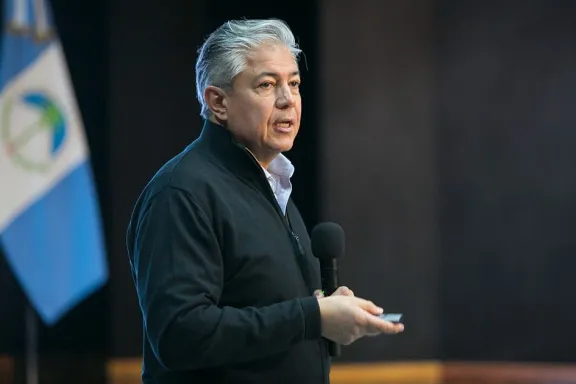 figueroa-anuncia-inicio-de-obras-en-todos-los-accesos-a-neuq