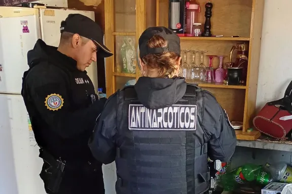 operativo-contra-el-narcotrafico-secuestran-drogas-y-armas-e