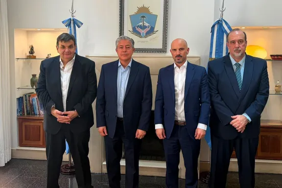 figueroa-respalda-la-reforma-del-banco-central-y-critica-la-
