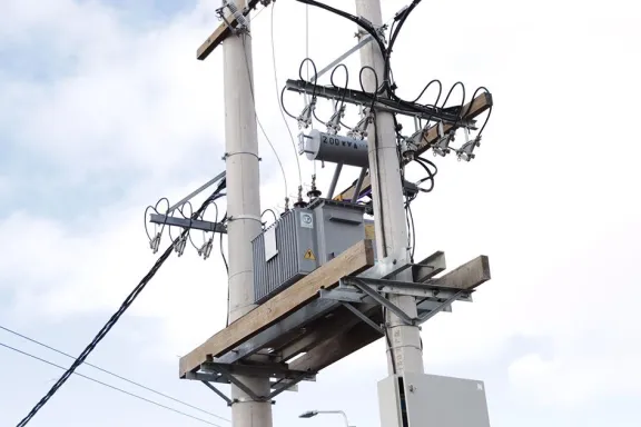 neuquen-invierte-152-millones-para-electrificar-a-234-famili