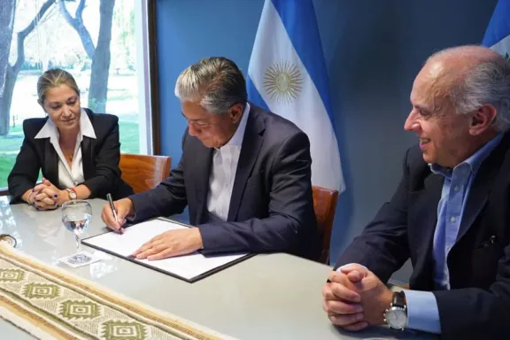geopark-y-shell-aportan-400-mil-dolares-para-becas-y-empleo-