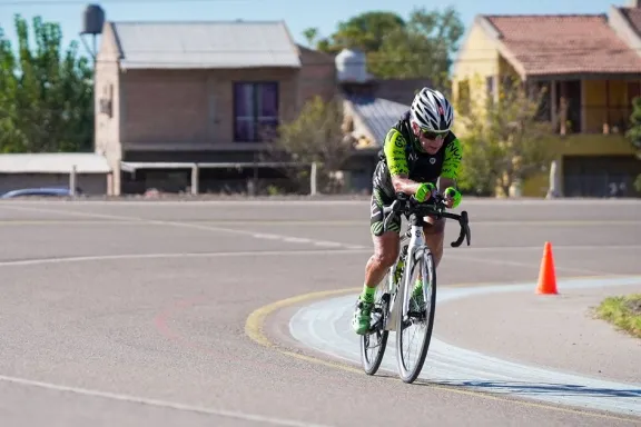 la-pista-de-ciclismo-de-neuquen-fue-homologada-para-records-
