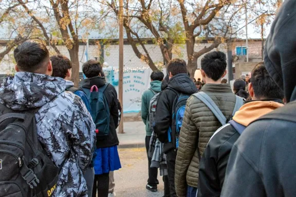 educacion-de-neuquen-las-escuelas-no-cierran-y-el-abordaje-e