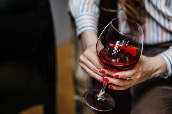 dia-del-sommelier-una-profesion-clave-para-el-enoturismo-neu