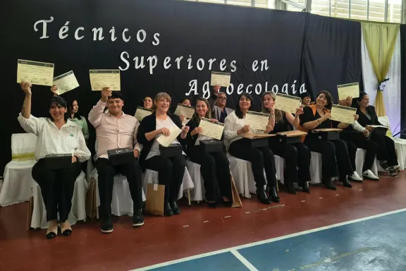 44-tecnicos-en-agroecologia-egresaron-en-mariano-moreno-la-a
