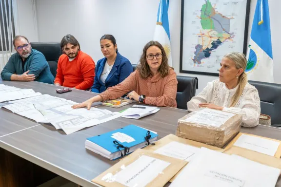 seis-empresas-compiten-por-refaccionar-la-historica-escuela-