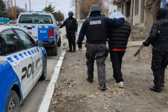 desmantelan-red-de-microtrafico-en-zapala-380-dosis-de-cocai