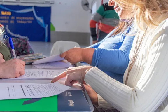 becas-gregorio-alvarez-mas-de-12-mil-estudiantes-neuquinos-y