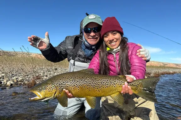 pesca-deportiva-y-lodge-en-el-chocon-un-sueno-patagonico-hec