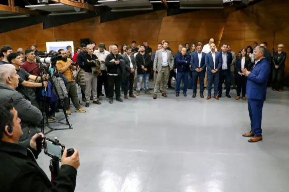 figueroa-confirmo-el-aguinaldo-para-junio-y-envio-a-la-legis