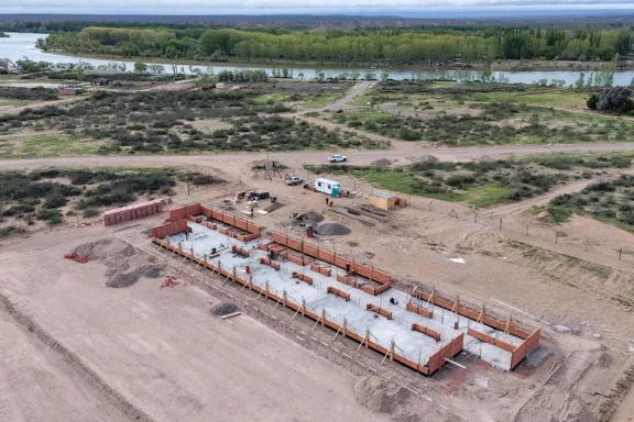 primaria-267-de-arroyito-avanza-18-en-su-nueva-construccion-