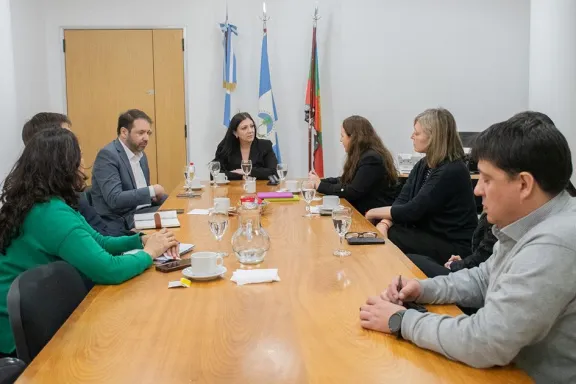 ministerio-de-educacion-y-fundacion-cimientos-unen-fuerzas-p