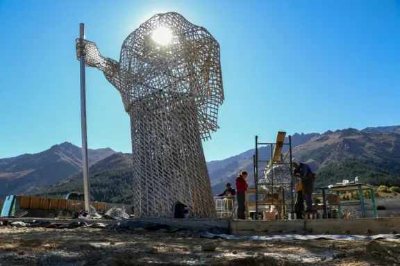 huinganco-tendra-su-propio-cristo-la-escultura-que-promete-s