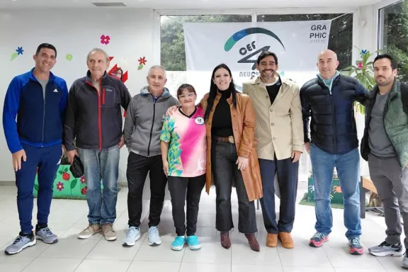 profundizan-mejoras-en-el-cef-n-4-nueva-cancha-de-hockey-y-o