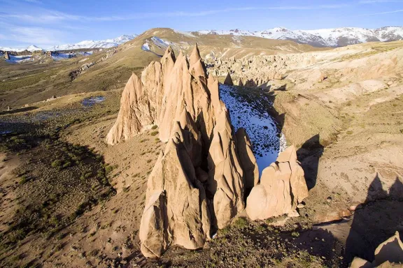 los-bolillos-las-esculturas-de-piedra-que-el-viento-y-agua-t