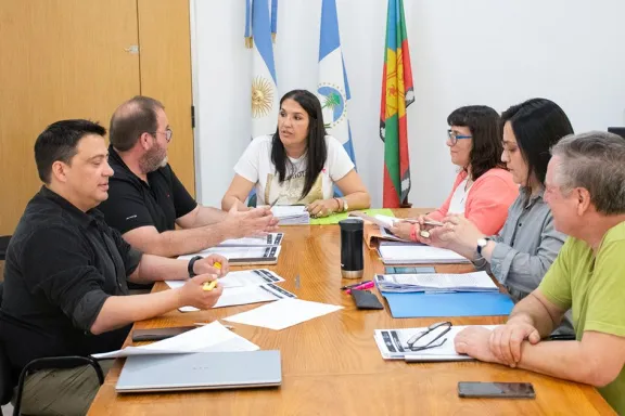 neuquen-crea-el-cfp-44-en-las-coloradas-fusion-de-dos-centro
